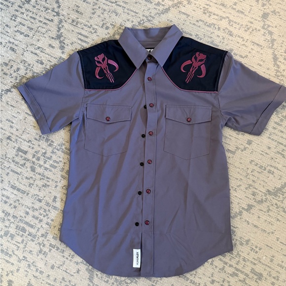 Star Wars COMIC CON EXCLUSIVE - RSVLTS snap front Mandalorian shirt UNISEX XS - Picture 5 of 7